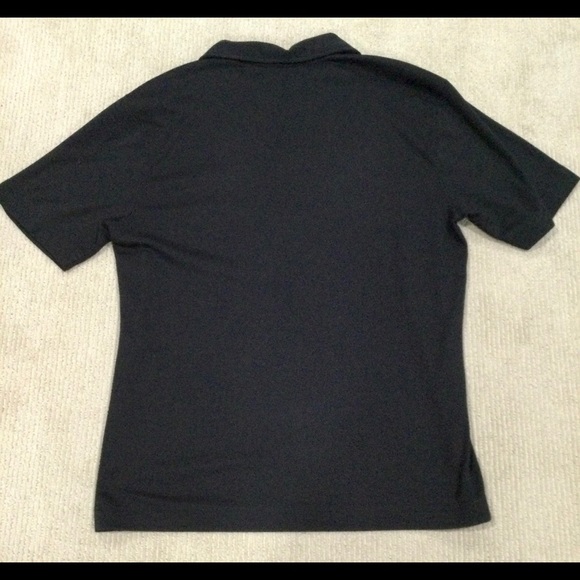 Men’s DKNY short sleeve lightweight sweater - Picture 3 of 3